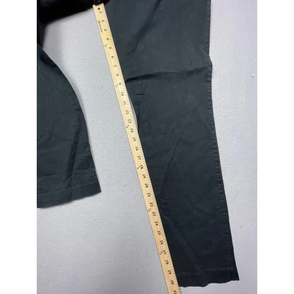 GAP essential khaki